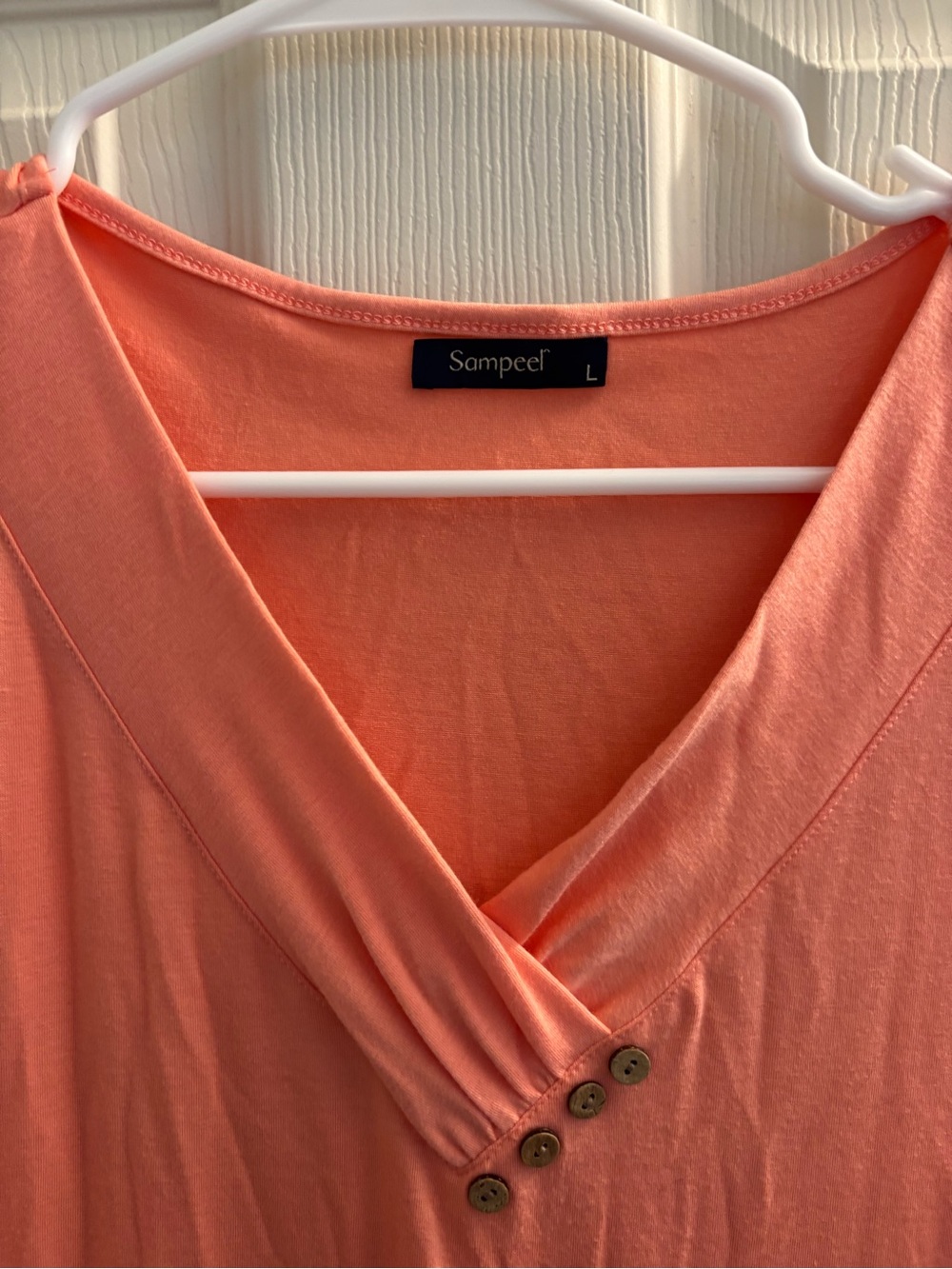 Sleeveless V-Neck Coral Tank Top L - Picture 2 of 6